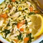Sopa de Pollo con Orzo y Limón: Receta Deliciosa 81 Receta de sopa de pollo al limon con oregano Comida facil y reconfortantefile