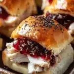 Mini Hamburguesas de Pavo: Receta Deliciosa y Fácil 108 Deslizadores de pavo con arandano al horno – Aperitivo perfecto para las fiestasfile