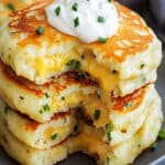 Pancakes de Queso y Cebollín: Receta Rápida para Cena