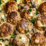 Albóndigas de Pollo con Setas: Receta Fácil para Cena