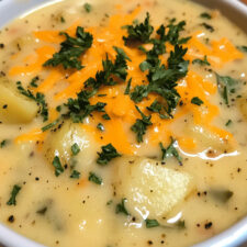 Sopa de Papa Cargada - Receta Fácil y Confortante