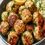 Albóndigas de Pollo Mediterráneo: Receta Rápida y Fácil