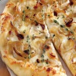Pizza con Romero y Cebolla: Receta Rápida y Fácil