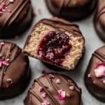 Trufas de Chocolate con Frambuesa y Rosa: La Mejor Receta Fácil de Postre