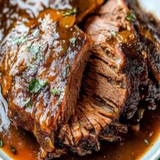 Slow Cooker Beef Brisket: La Mejor Receta Fácil y Jugosa