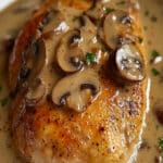 Deliciosa Pechuga de Pollo en Salsa de Champiñones