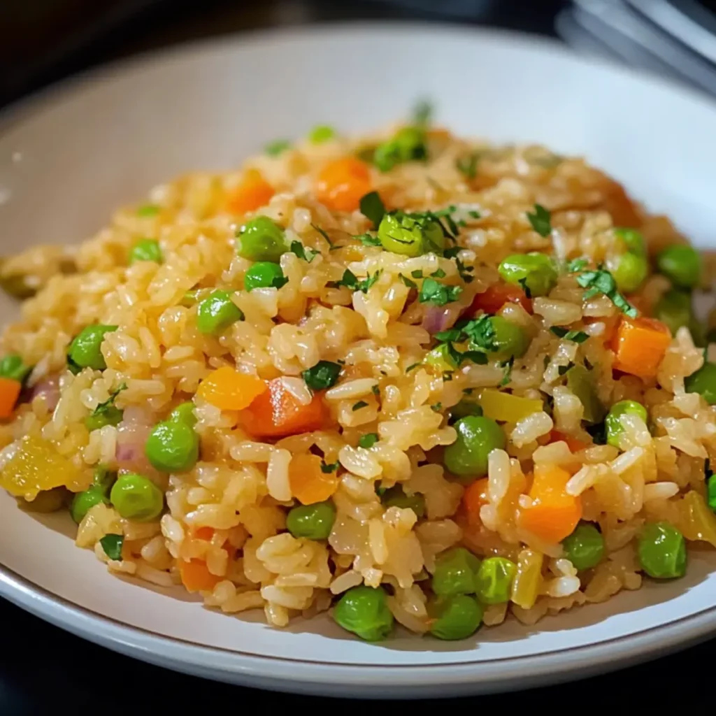 Arroz Frito Fácil: Delicioso y Rápido de Preparar