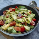 Ensalada con Aderezo de Aguacate: Saludable y Fácil de Preparar