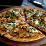 Pizza de Pollo con Salsa Búfalo: Delicia Irresistible