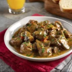 Puntas de Res en Salsa con Champiñones